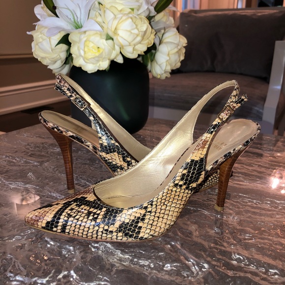 Snake Skin Patterned Stuart Weitzman Heels - Picture 2 of 6